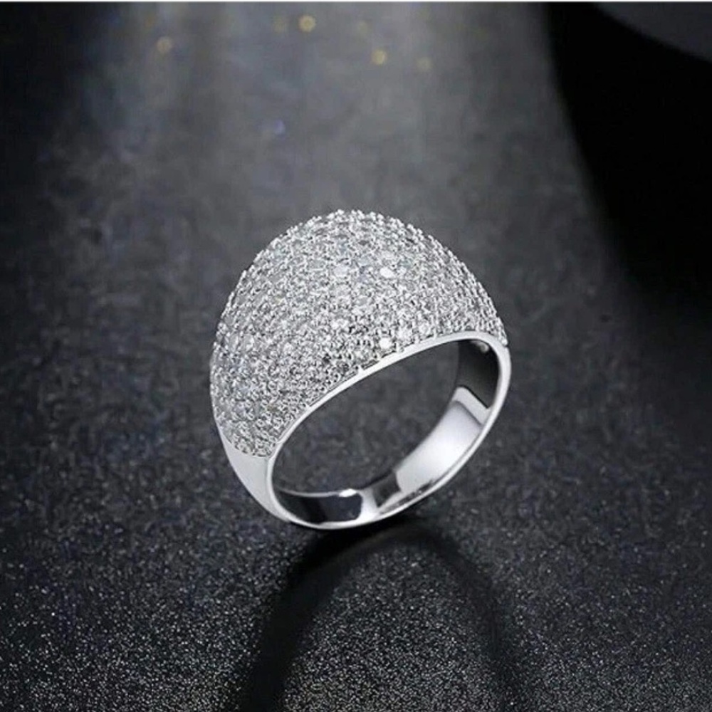 Fine 3.20CT Round Simulated White Sapphire Women's Dome Style Ring In 935 Silver